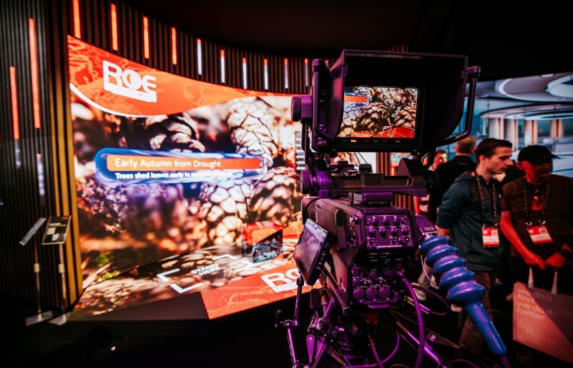 Broadcast Stage Demo's