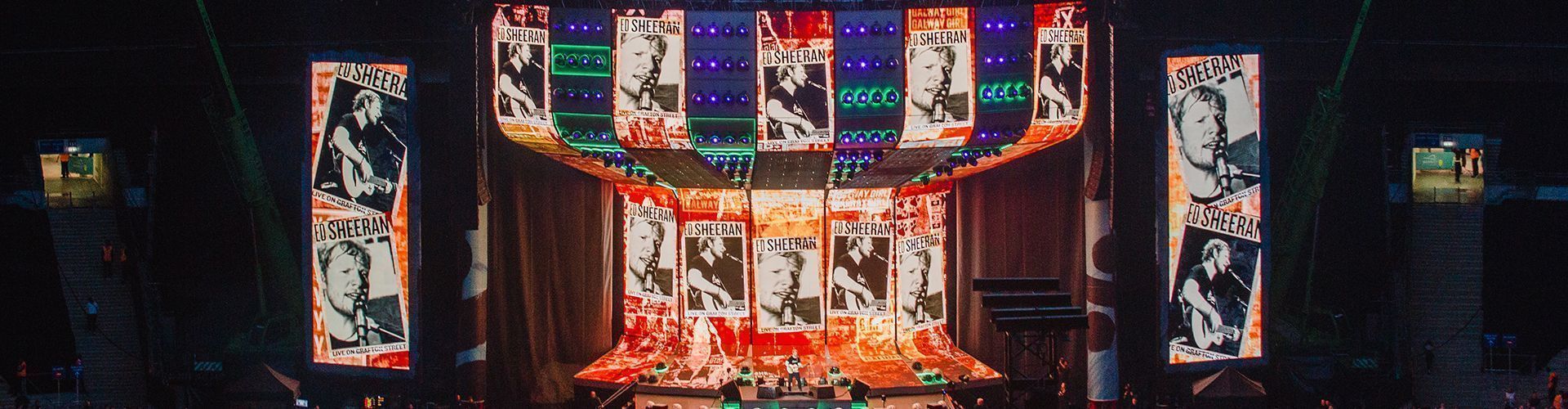ED Sheeran Tours with ROE Visual Center Stage