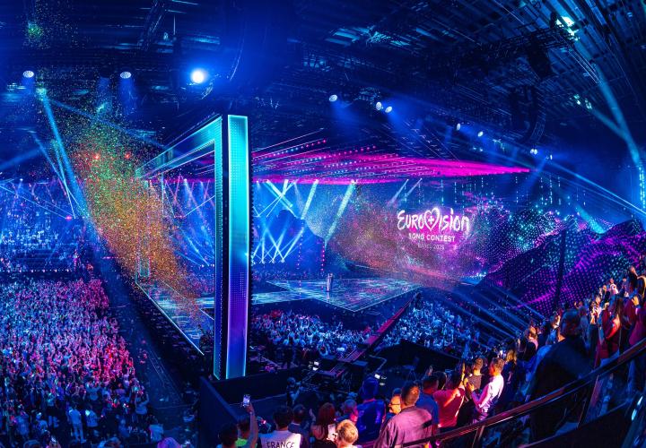 FiveFold Studios Invests in ROE Visual